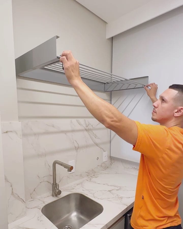 Varal instalado em apartamento